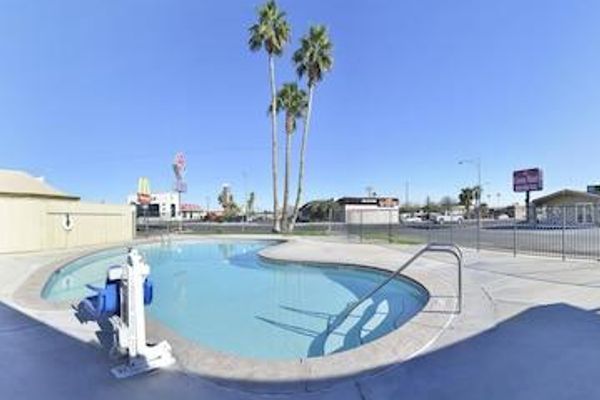 Crown Motel (El Centro)